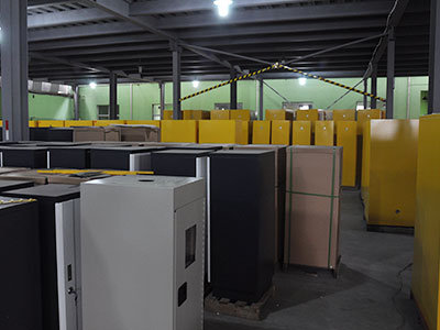 ��I(y��)�L��